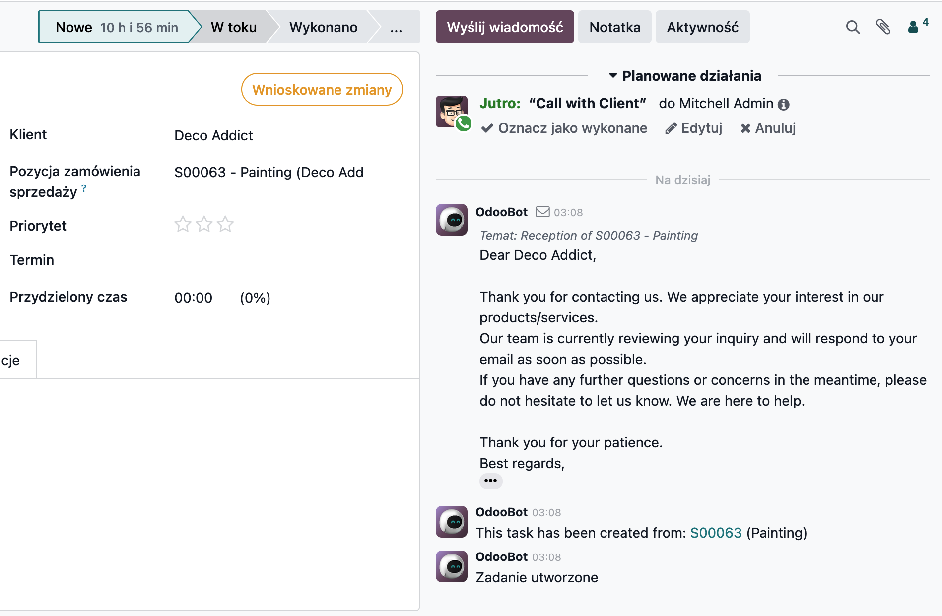 Przykład Chatter w Odoo - panel po prawej stronie dokumentu.